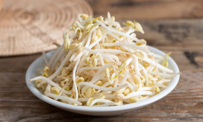 Bean Sprouts (ถั่วงอก)
